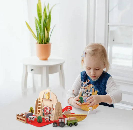 Barn-Themed Wooden Building Blocks Set