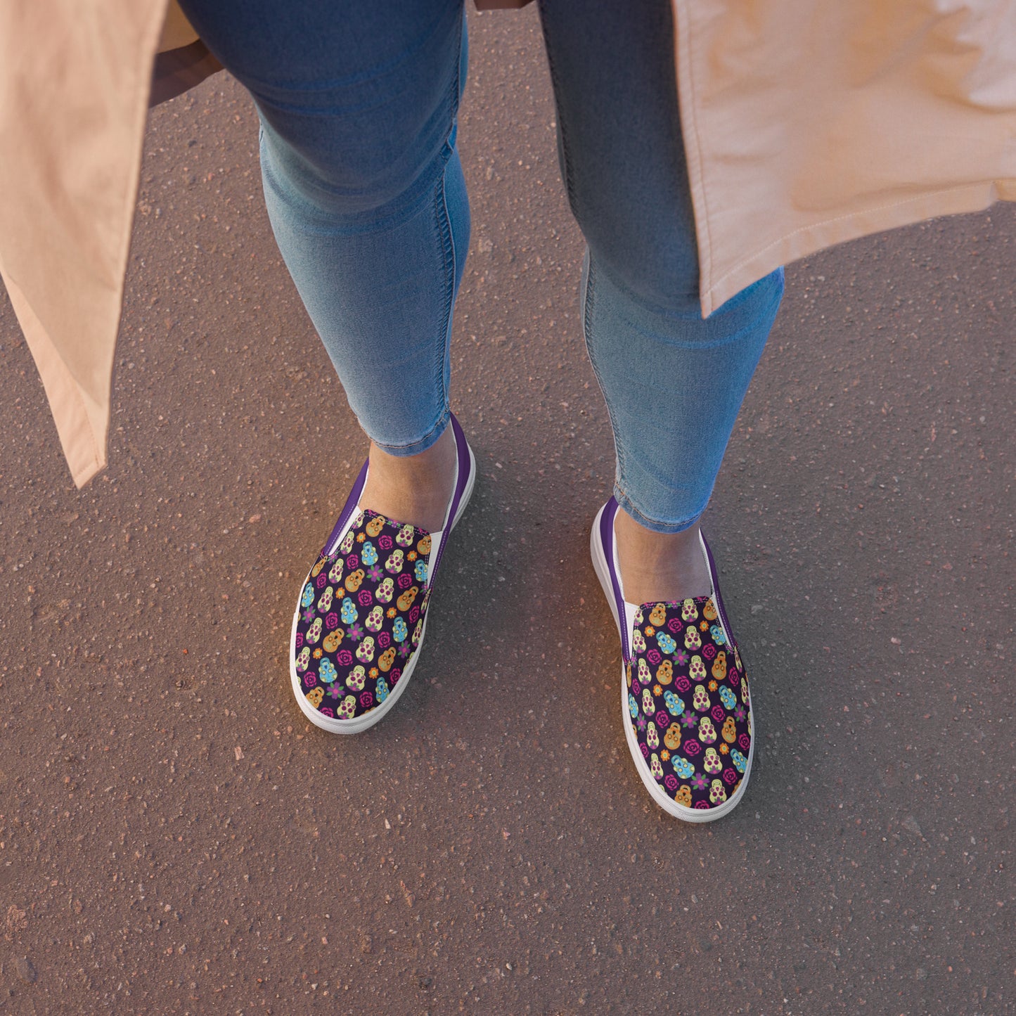 Women’s slip-on canvas shoes (Halloween- Skull)